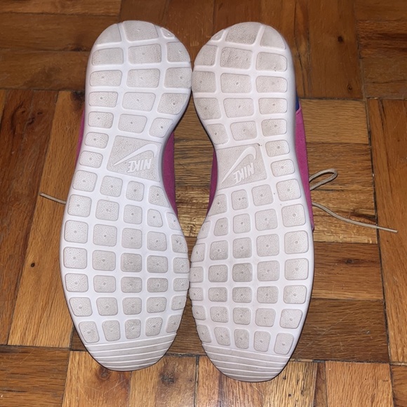 Custom Nike Roshe, size 11 - Picture 6 of 6